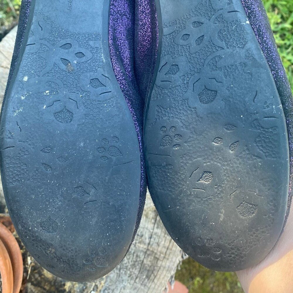 Women's Size 8.5 Purple Satin Ballerina Shoes with Decorative Pearls and Beads - Picture 7 of 7